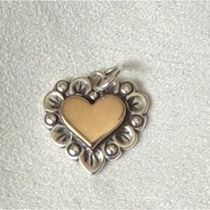 James Avery’s Love in Bloom Charm
